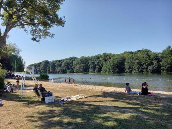 Camping Onlycamp Des Halles Decize Eksteriør bilde