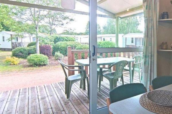 Camping Onlycamp Des Halles Decize Eksteriør bilde
