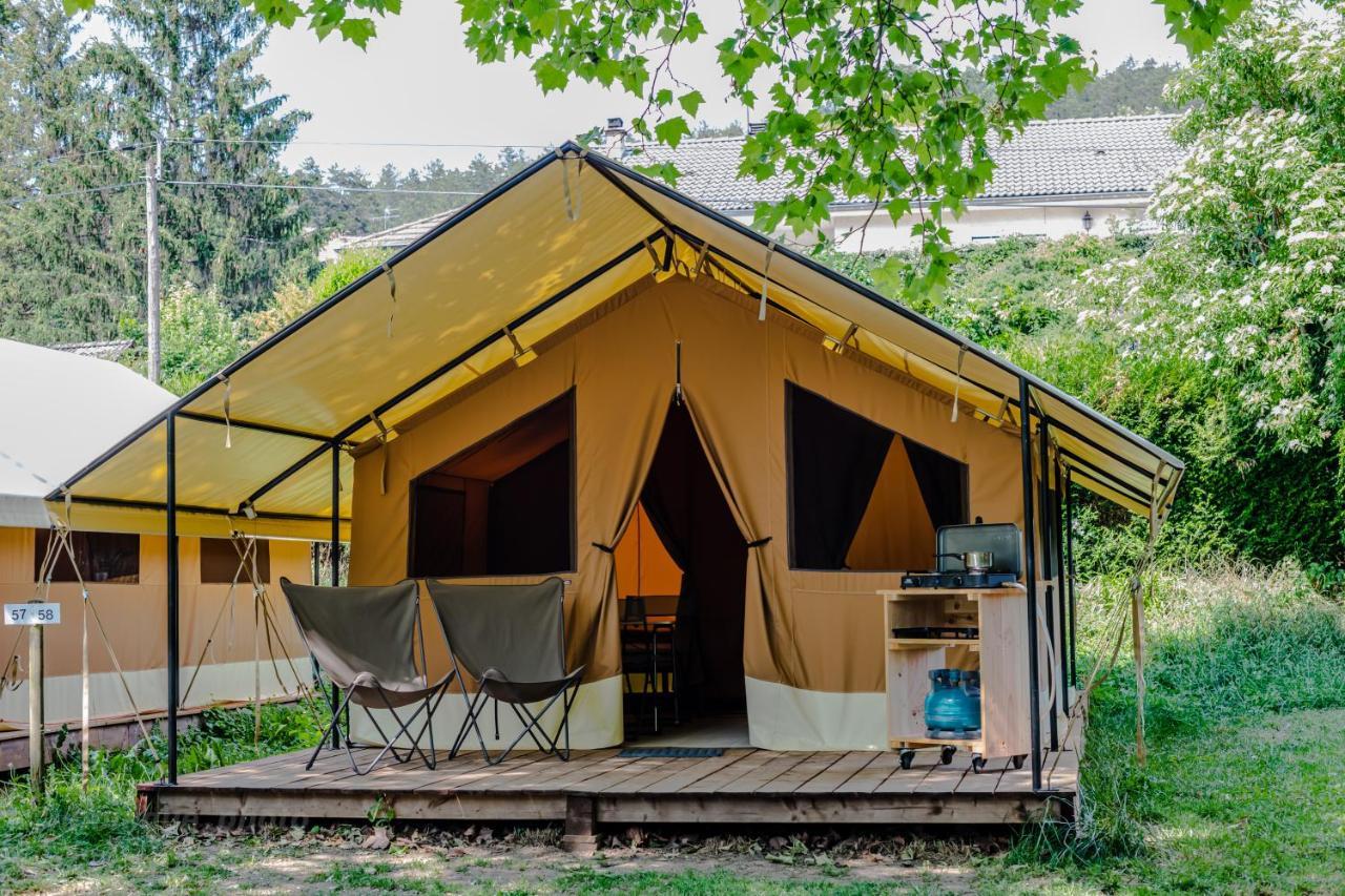 Camping Onlycamp Des Halles Decize Eksteriør bilde