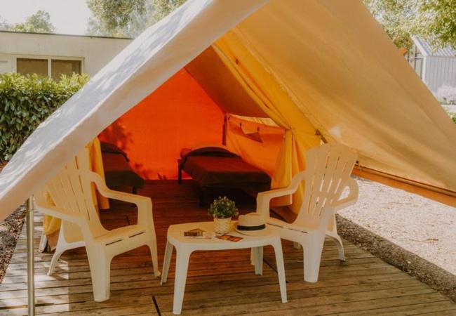 Camping Onlycamp Des Halles Decize Eksteriør bilde