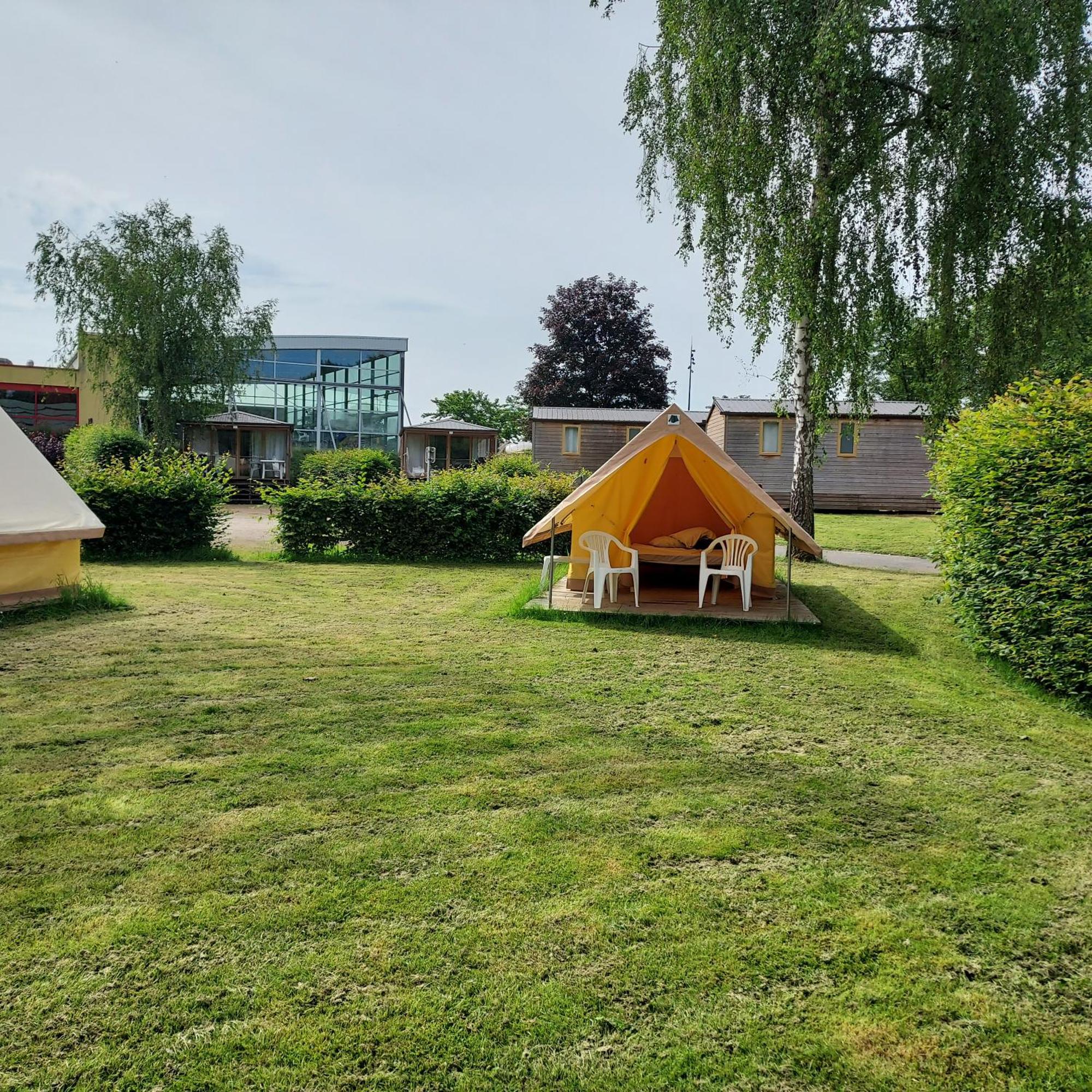 Camping Onlycamp Des Halles Decize Eksteriør bilde